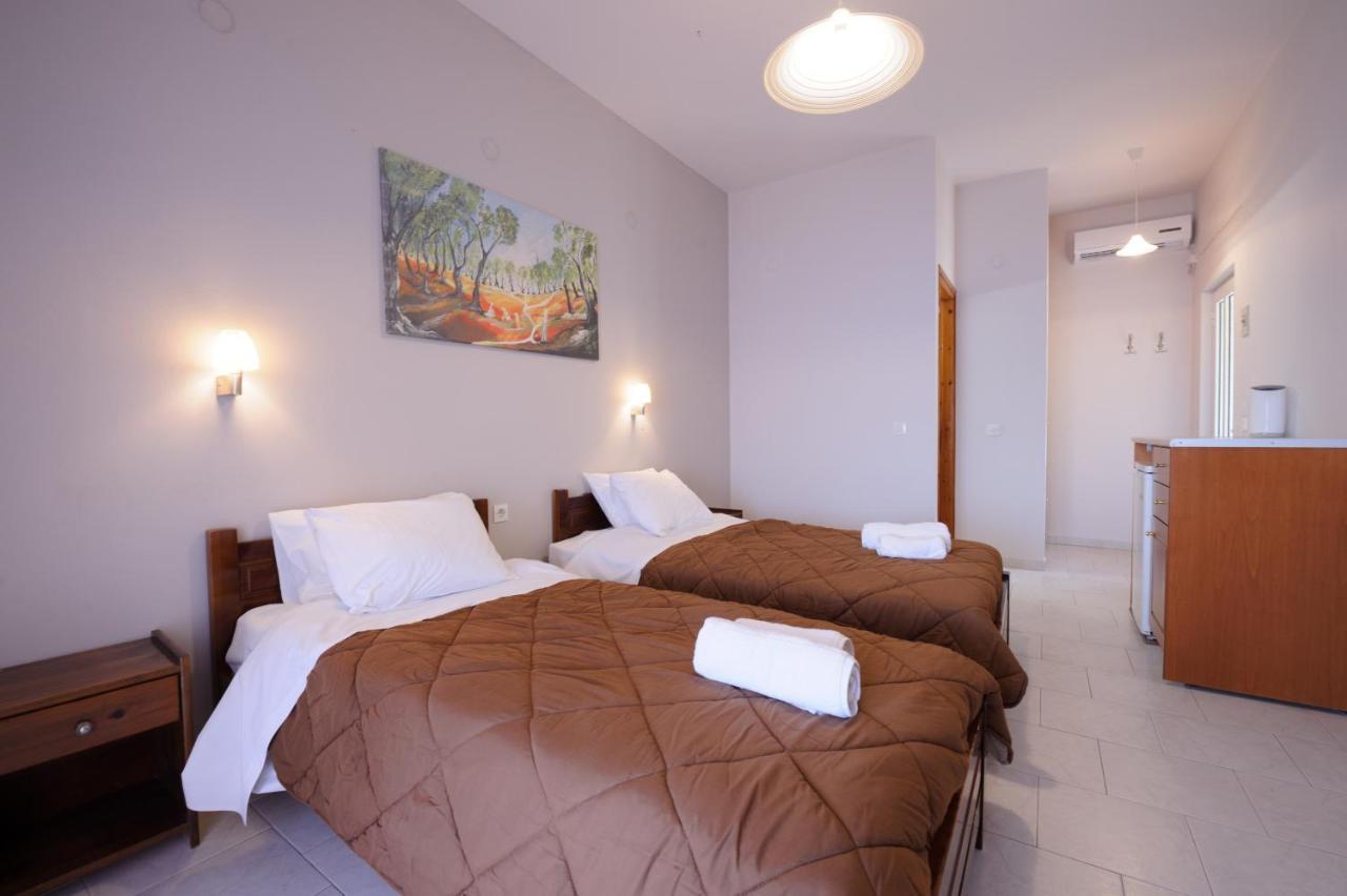 Elias & Vasili House Hotel Agios Georgios Pagon Eksteriør billede