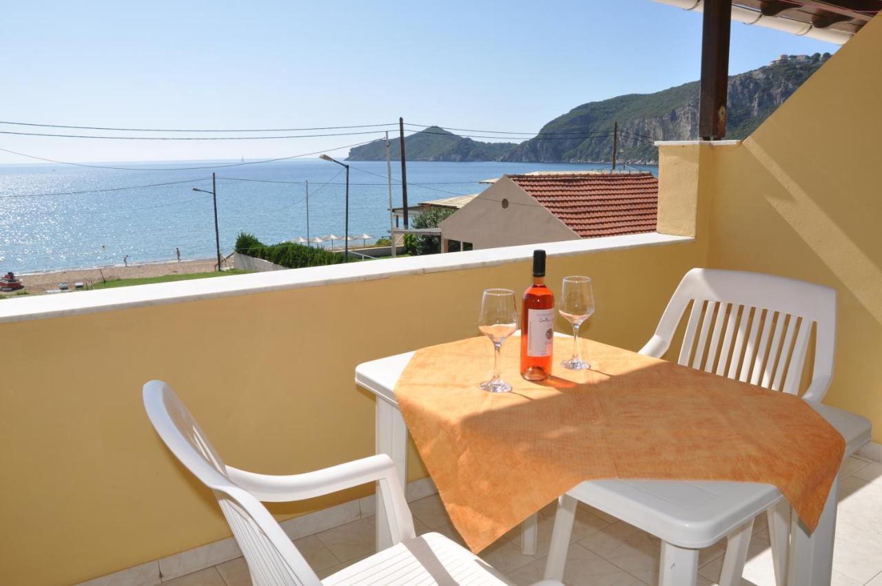 Elias & Vasili House Hotel Agios Georgios Pagon Eksteriør billede