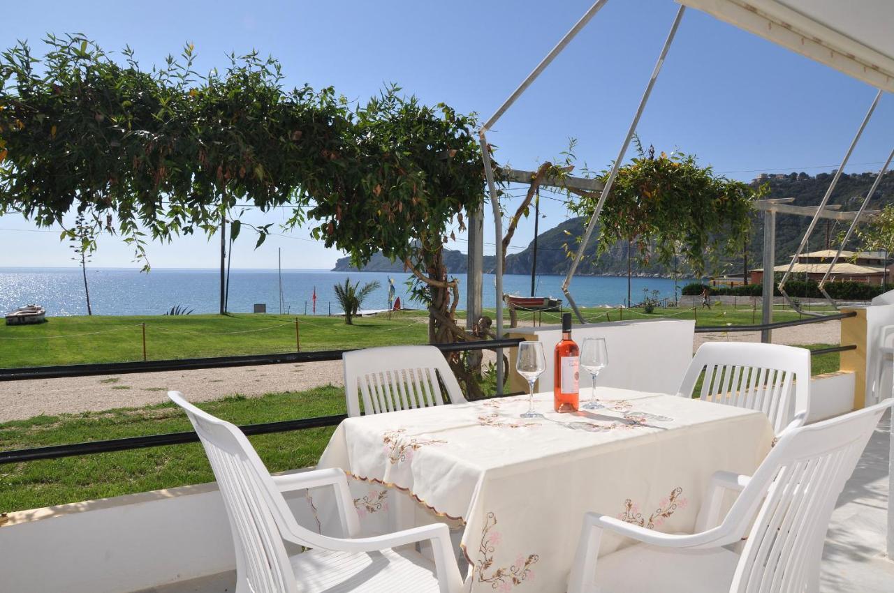 Elias & Vasili House Hotel Agios Georgios Pagon Eksteriør billede